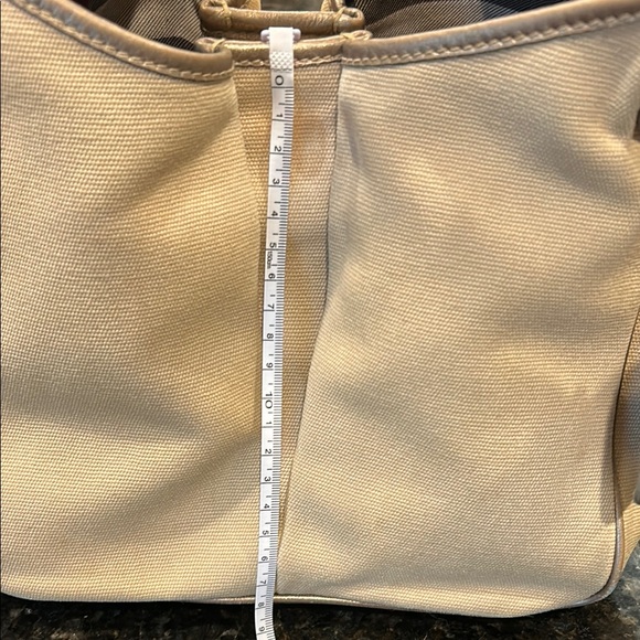 Vintage Burberry Nova Beige Canvas Taupe Metallic Leather Shoulder Purse Bag - Picture 15 of 16